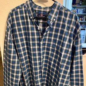 Men’s Vineyard Vines oxford, size XXL